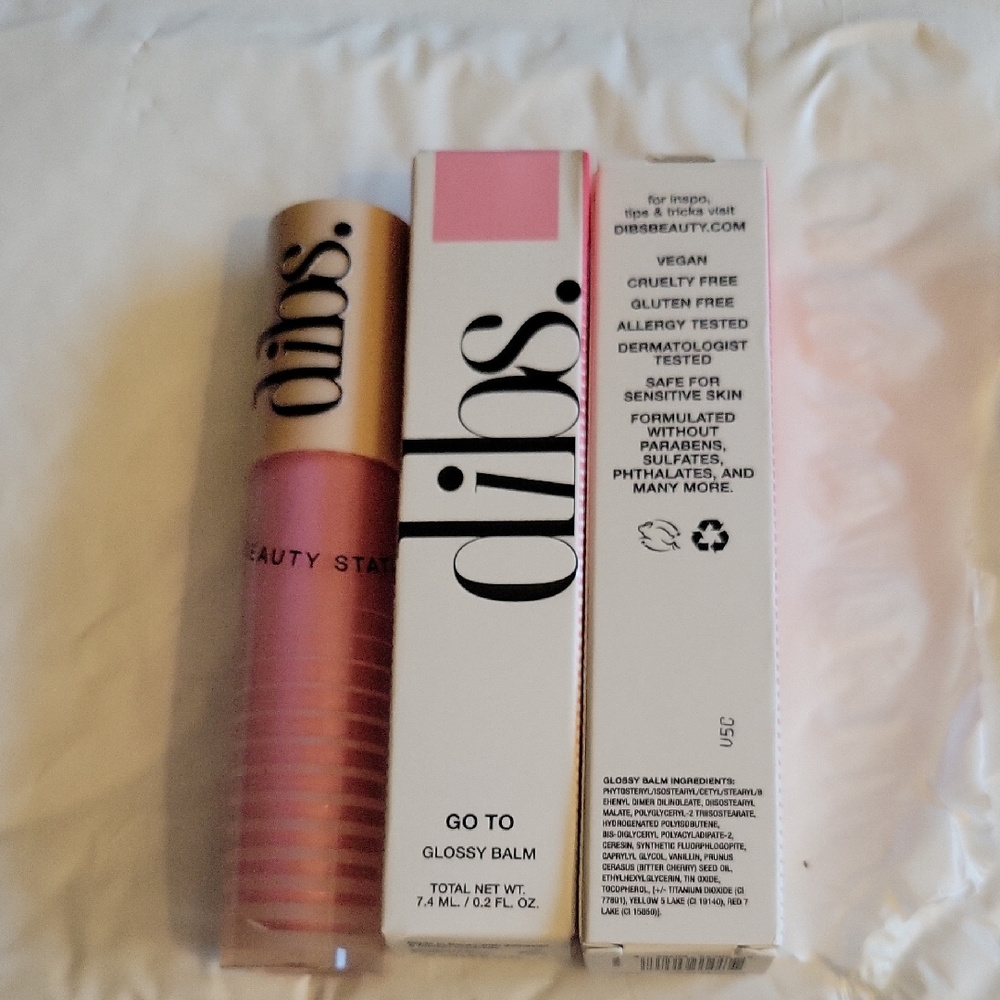 Dibs Beauty Glossy Balm in Pink